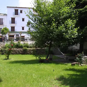 https://hotel-real-de-poqueira.es-andalucia.com
