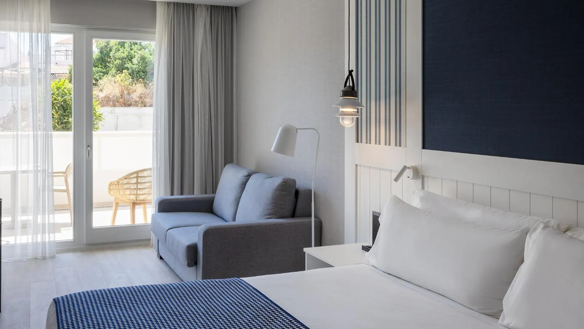 Hotel Catalonia Mirador Des Port